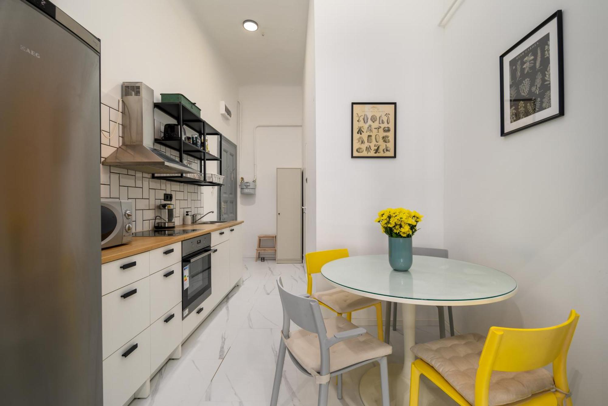 Downtown 2 Minutes From Opera House Appartement *